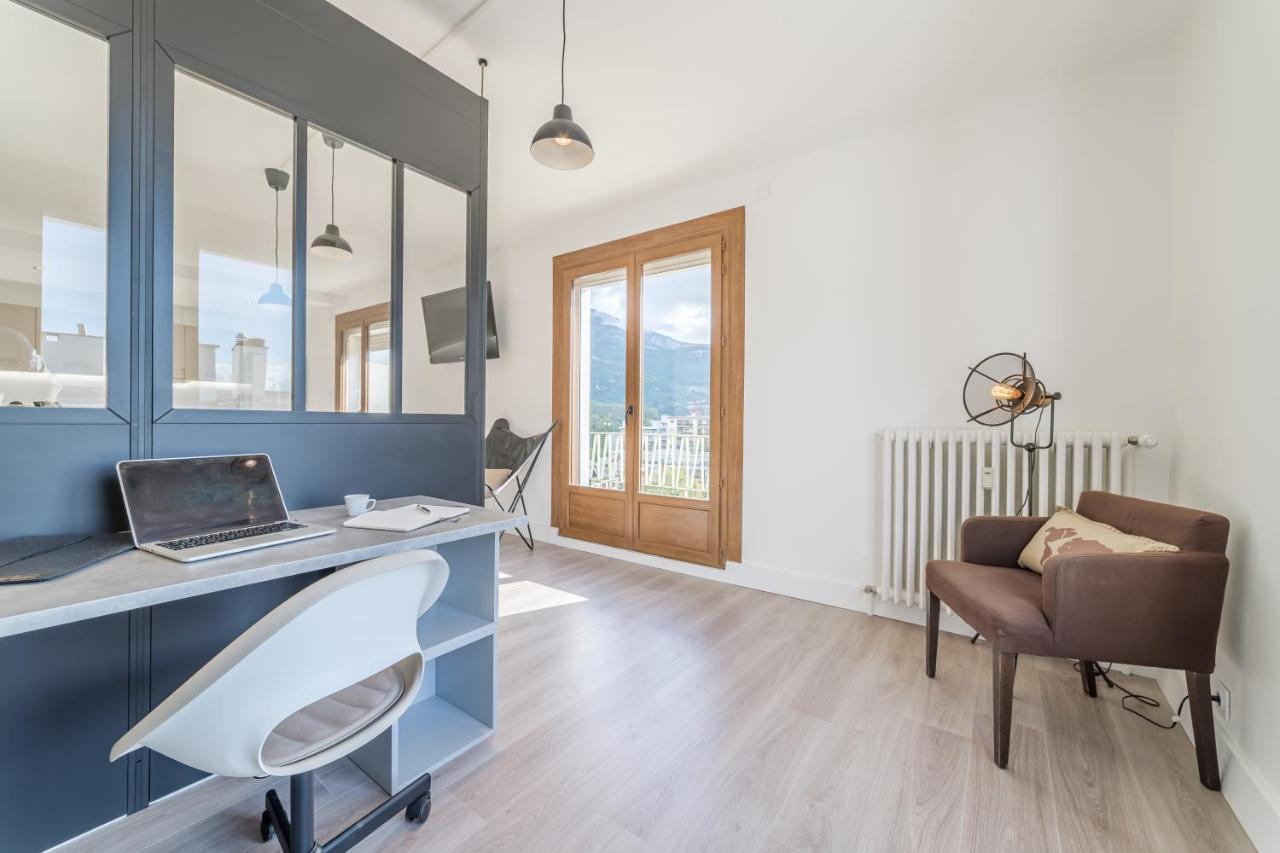 Vue Sensationnelle - Wifi Fibre - Arrivee Autonome Apartment Шамбери Екстериор снимка